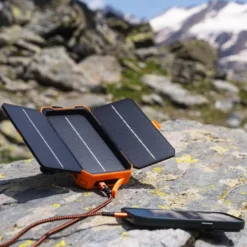 Xtorm Rugged Solar Powerbank 10000